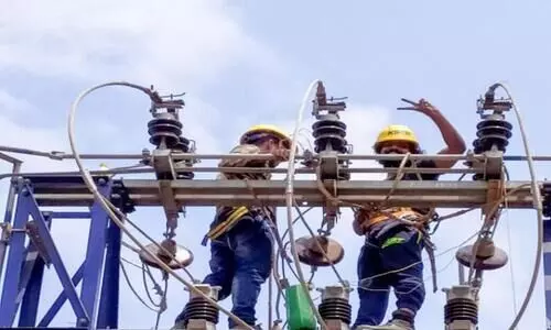 കെ.എസ്.ഇ.ബി ഓഫിസിൽ മദ്യപിച്ചു കൈയാങ്കളി