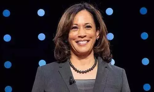 ക​മ​ല ഹാ​രി​സിനെ ഡെ​മോ​ക്രാ​റ്റി​ക് പാ​ർ​ട്ടി​ വൈ​സ് പ്ര​സി​ഡ​ന്‍റ് സ്ഥാ​നാ​ർ​ഥി​യാ​യി പ്ര​ഖ്യാ​പി​ച്ചു