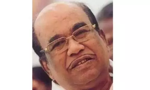 കോവിഡ്​ ബാധിച്ച്​ മുൻ ഡി.എം.കെ മന്ത്രി അന്തരിച്ചു