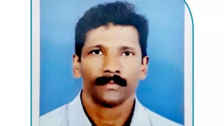 അറുപതിലെ ആധി അധികൃതർ കാണാതെ പോവരുത്