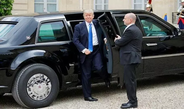 ത​െൻറ ലിമോസിനിലെ ഗുഡ്​ ഇയർ ടയർ മാറ്റുമെന്ന്​ ട്രംപ്​