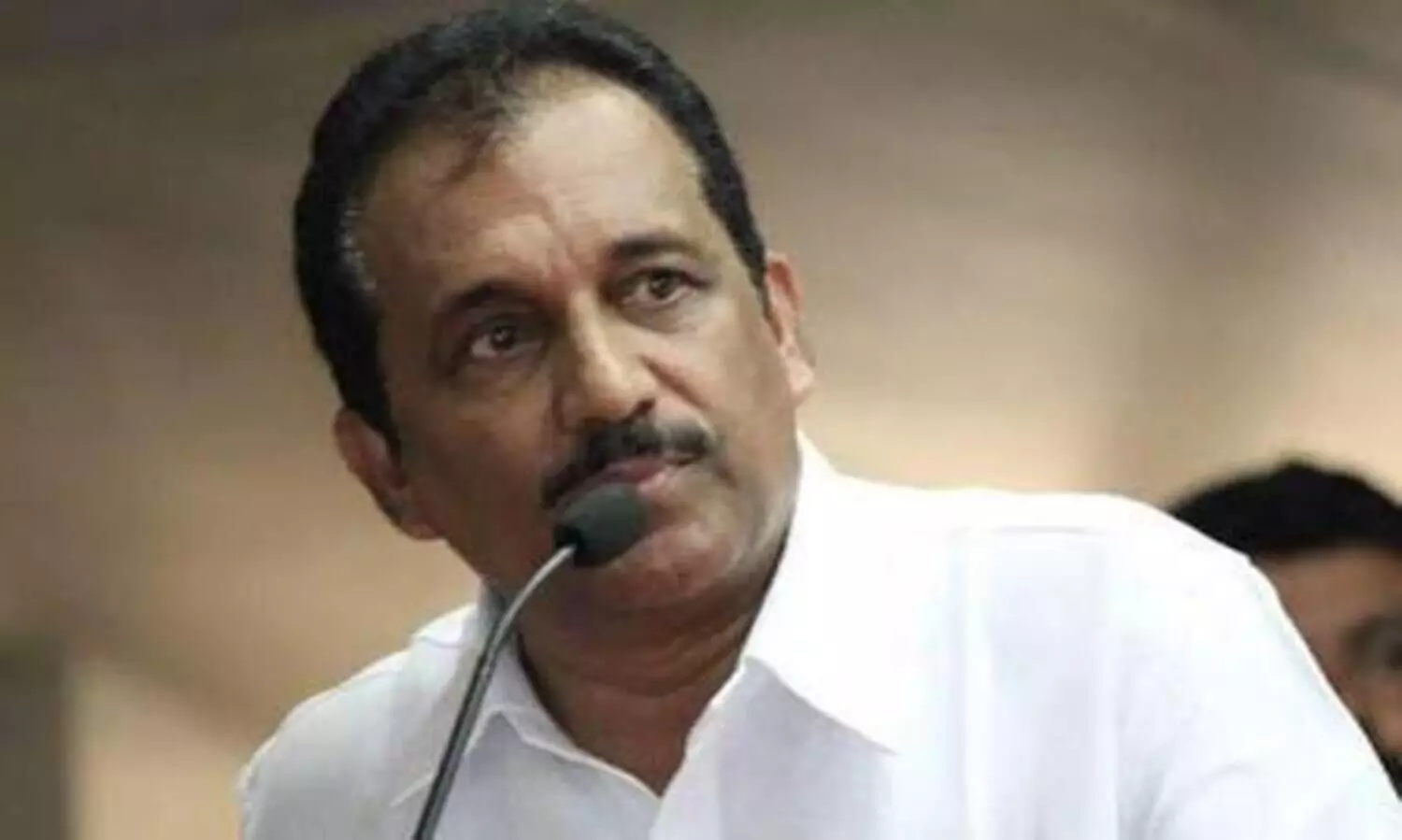 മുഖ്യമന്ത്രിയുടെയും മന്ത്രി മൊയ്​തീ​െൻറയും കുടുംബാംഗങ്ങളുടെ സ്വത്ത്​ വർധന അന്വേഷിക്കണം -ബെന്നി ബഹനാൻ