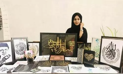 അറബിക് കാലിഗ്രാഫിയിൽ വിസ്മയം തീർത്ത് റജീന ഫെമി