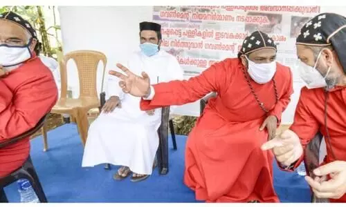 ഏറ്റെടുത്ത പള്ളികൾക്ക്​ മുന്നിലെല്ലാം സമരപ്പന്തൽ –മാർ അലക്സാന്ത്രയോസ്​ തിരുവാർപ്പിൽ