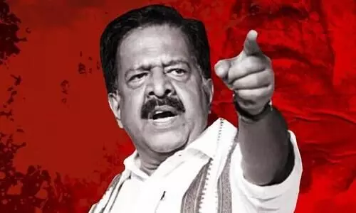 മുഖ്യമന്ത്രി പറഞ്ഞതെല്ലാം കള്ളം; ഏതിലും കമീഷനടിക്കും വിധം സർക്കാർ അധഃപതിച്ചു –ചെന്നിത്തല