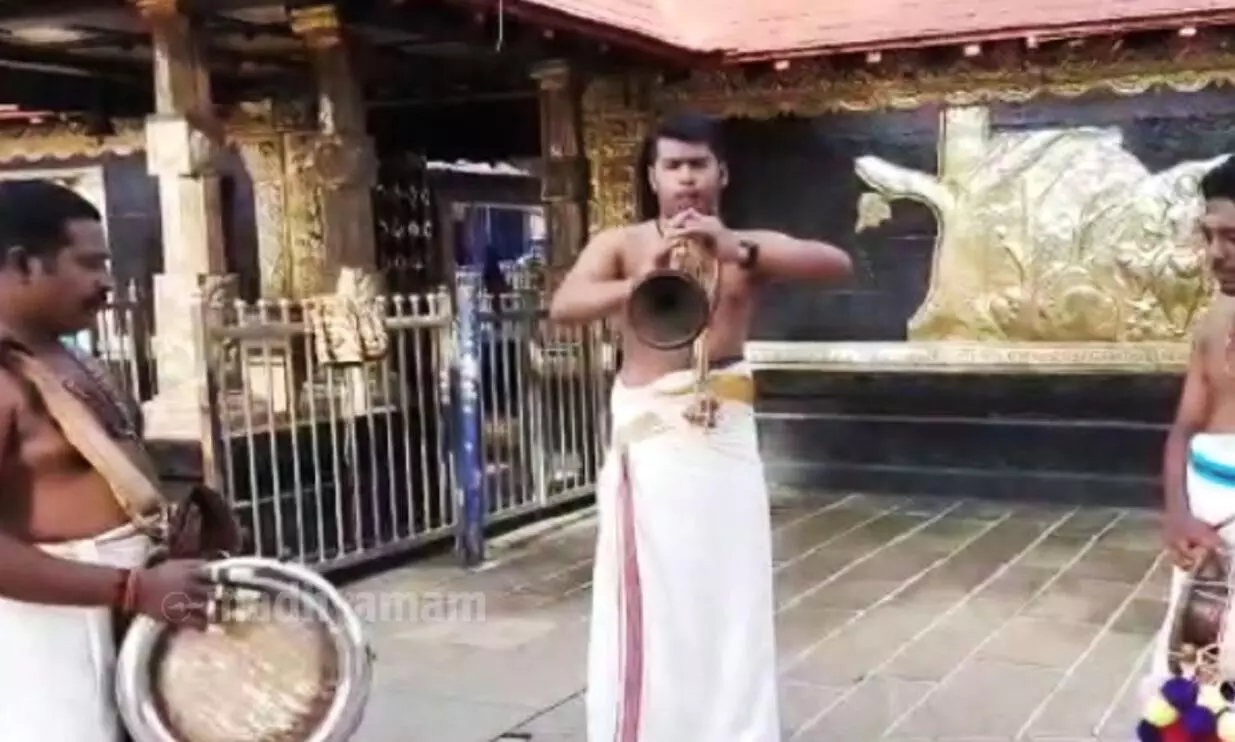 എസ്.പി ബാലസുബ്രഹ്മണ്യത്തിെൻറ രോഗമുക്തിക്കായി ശബരിമലയിൽ ഗാനാർച്ചന എസ്.പി ബാലസുബ്രഹ്മണ്യത്തിെൻറ രോഗമുക്തിക്കായി ശബരിമലയിൽ ഗാനാർച്ചന