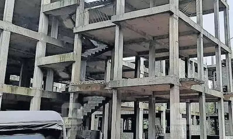 ലൈഫ് മിഷൻ ഫ്ലാറ്റ്​ നിർമാണം തൊഴുത്തു പണിയുന്നത് പോലെയെന്ന്​ ബി.ജെ.പി