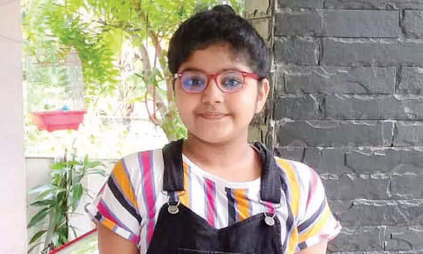 പാഠം ഒന്ന് പ്രതിരോധം; കൈയടി നേടി കൊച്ചു സംവിധായകയുടെ കൊച്ചു സിനിമ പാഠം ഒന്ന് പ്രതിരോധം; കൈയടി നേടി കൊച്ചു സംവിധായകയുടെ കൊച്ചു സിനിമ