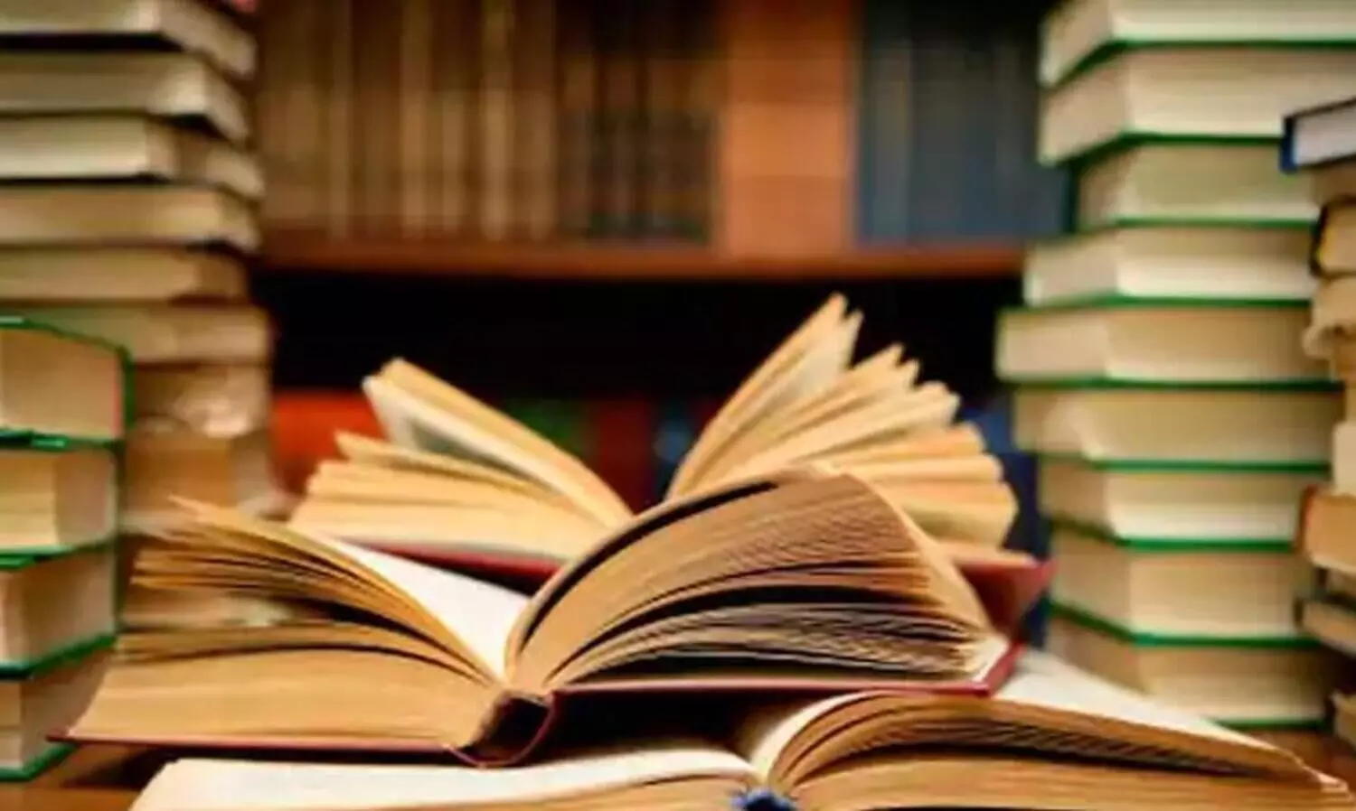 ലോകത്തെ 100 ​​ശ്രദ്ധേയ പുസ്​തകങ്ങളിൽ മൂന്ന്​ ഇന്ത്യൻ എഴുത്തുകാരുടെ കൃതികൾ