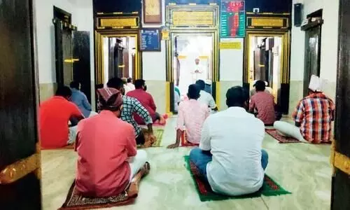 പൊന്നാനിയിൽ ജുമുഅ പുനരാരംഭിച്ചു