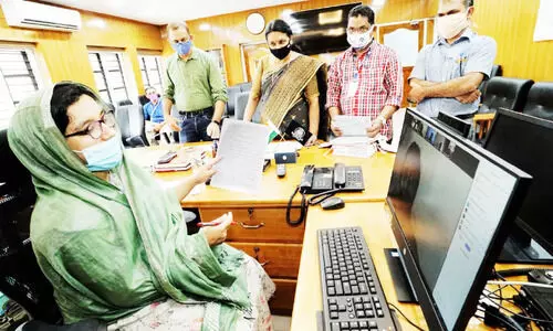 ഡോ. അദീല അബ്​ദുല്ല ഓണ്‍ലൈന്‍ പരാതി പരിഹാര അദാലത്ത് നടത്തി