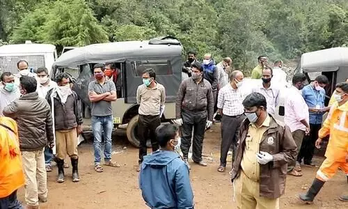 പെട്ടിമുടി: നാശനഷ്​ടങ്ങള്‍ കണക്കാക്കുന്നതിനും പുനരധിവാസത്തിനും സ്‌പെഷല്‍ ടീം