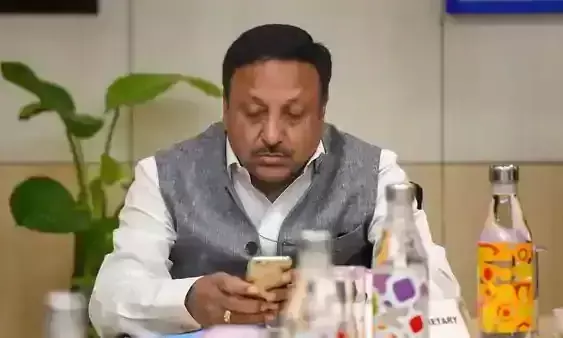 മുൻ ധനകാര്യ സെക്രട്ടറി രാജീവ് കുമാറിനെ തെരഞ്ഞെടുപ്പ് കമ്മീഷണറായി പ്രഖ്യാപിച്ചു മുൻ ധനകാര്യ സെക്രട്ടറി രാജീവ് കുമാറിനെ തെരഞ്ഞെടുപ്പ് കമ്മീഷണറായി പ്രഖ്യാപിച്ചു