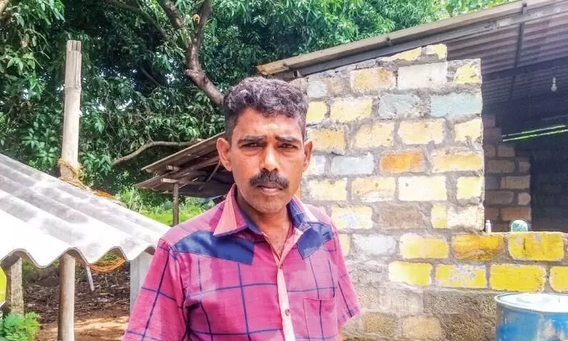 വൃക്ക തകരാറിലായ യുവാവ്​ ചികിത്സ സഹായം തേടുന്നു