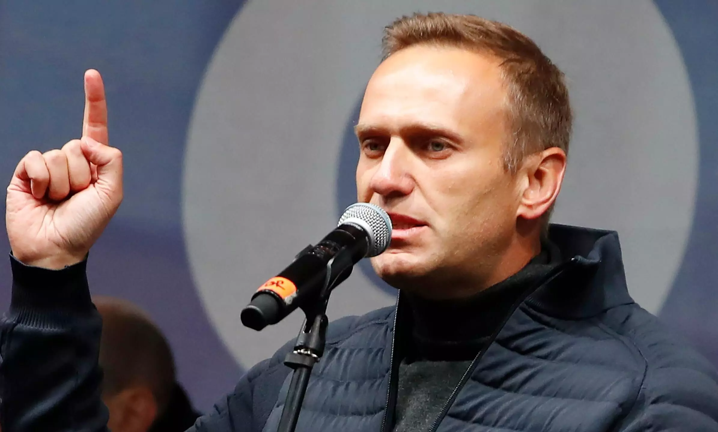 ഒടുവില് റഷ്യന് പ്രതിപക്ഷ നേതാവിനെ വിദഗ്ധ ചികിത്സക്ക് ജര്മനിയിലേക്ക് മാറ്റി ഒടുവില് റഷ്യന് പ്രതിപക്ഷ നേതാവിനെ വിദഗ്ധ ചികിത്സക്ക് ജര്മനിയിലേക്ക് മാറ്റി