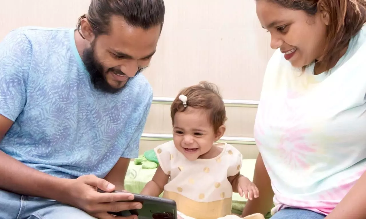 കുഞ്ഞു യൂൻ മറക്കില്ല ഈ ഓണപ്പുടവ