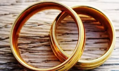 മക​െൻറ വിവാഹച്ചടങ്ങില്‍ ഭൂരഹിതന് ഭൂമി നല്‍കി തൃപ്രങ്ങോട് പഞ്ചായത്ത് പ്രസിഡൻറ്