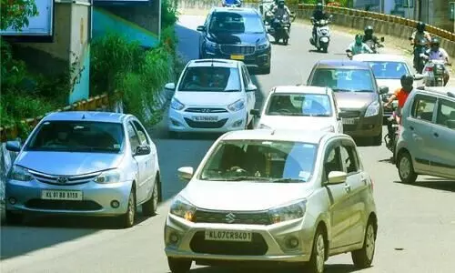 മാവേലിവരെ കാറിലേറും കാലം