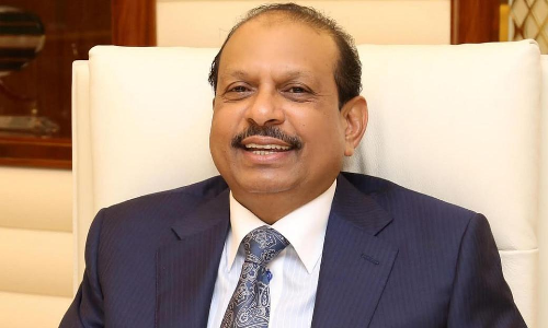 യൂസുഫലിയുടെ കാരുണ്യസ്​പർശം വീണ്ടും; പ്രതിസന്ധിക്കിടയിലും ഓണത്തിന്‌ നേരത്തേ ശമ്പളം നൽകും