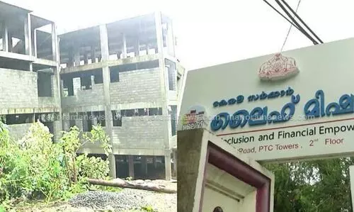 വടക്കാഞ്ചേരി ലൈഫ് മിഷൻ പദ്ധതി ; മിനിറ്റ്സ് അടക്കം രേഖകൾ എൻഫോഴ്സ്മെൻറിന് കൈമാറി വടക്കാഞ്ചേരി ലൈഫ് മിഷൻ പദ്ധതി ; മിനിറ്റ്സ് അടക്കം രേഖകൾ എൻഫോഴ്സ്മെൻറിന് കൈമാറി