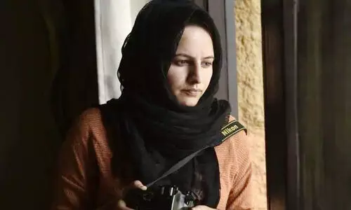 യു.എ.പി.എ ചുമത്തിയ കശ്​മീരി ഫോ​േട്ടാഗ്രാഫർ ​മസ്രത് സഹ്റക്ക് പീറ്റർ മാക്ലർ പുരസ്കാരം