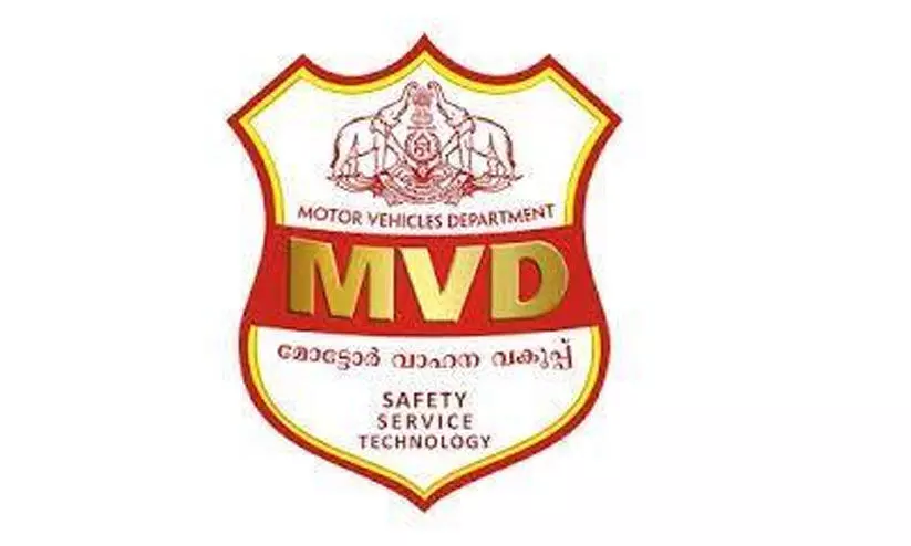 മോ​ട്ടോർ വാഹന വകുപ്പി​െൻറ ഹൈടെക്​ കാർഡ്​ പദ്ധതി സ്​തംഭിച്ചു