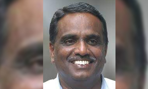 അഴിമതിക്കെതിരെ പരാതി നൽകിയ യുവാവിനെ അടിക്കണം