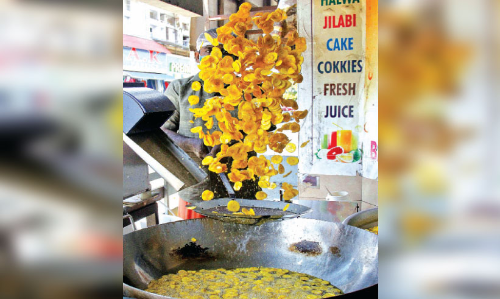 ഉപ്പേരി വിപണിയിൽ രുചിമേളം