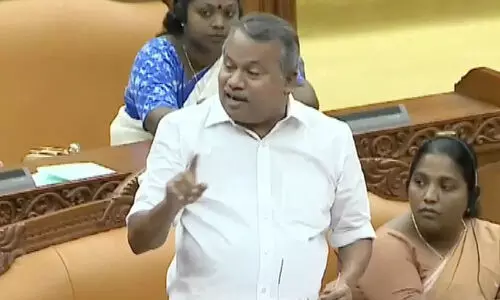 കോൺഗസിനും ഒരു ശാപമുണ്ടെന്ന് മുല്ലക്കര രത്നാകരൻ കോൺഗസിനും ഒരു ശാപമുണ്ടെന്ന് മുല്ലക്കര രത്നാകരൻ