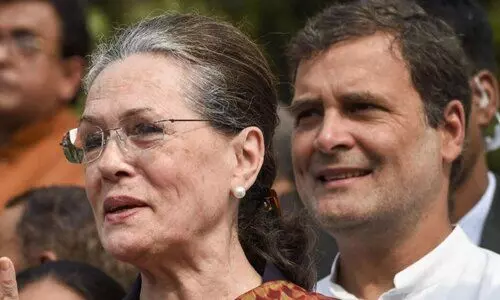 വിമതരെ സമിതികളിൽ നിയമിച്ച്​ പാളയത്തിലെ പട തടയാൻ സോണിയയുടെ നീക്കം