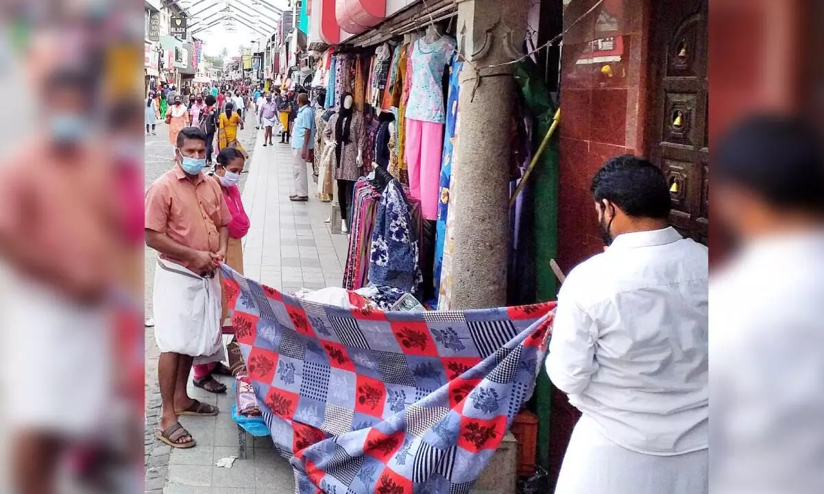 ഒാണവിപണിയും നഷ്​ടപ്പെടുന്നു; കച്ചവടക്കാർ അനിശ്ചിതത്വത്തിൽ