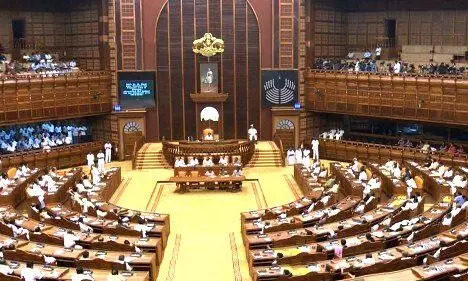 അ​വി​ശ്വാ​സ​ പ്ര​മേ​യം: വി.എസും സി.എഫ് തോമസും പങ്കെടുക്കില്ല; ബി.ജെ.പി പിന്തുണക്കും