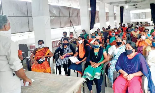 ഓണമുണ്ണാൻ അടഞ്ഞ പള്ളിയുടെ കതക് തുറന്നു