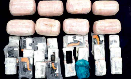 മ​യ​ക്കു​മ​രു​ന്ന്​ ക​ട​ത്ത്​: ആ​റ്​ വി​ദേ​ശി​ക​ൾ പി​ടി​യി​ൽ