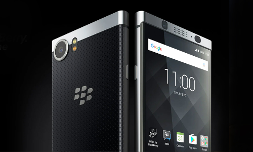 പല തവണ മരിച്ചും ഉയിർത്തും ബ്ലാക്ബെറി