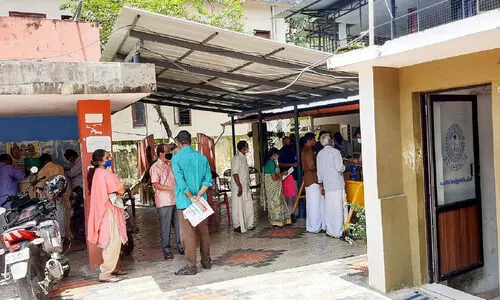 പോപുലർ ഫി​നാ​ൻ​സ്: കോന്നി സ്​റ്റേഷനിലേക്ക് നിക്ഷേപകരുടെ പ്രവാഹം