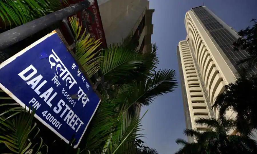 ഓഹരി വിപണി ആറ്‌ മാസത്തിനിടയിലെ ഏറ്റവും ഉയർന്ന നിലയിൽ