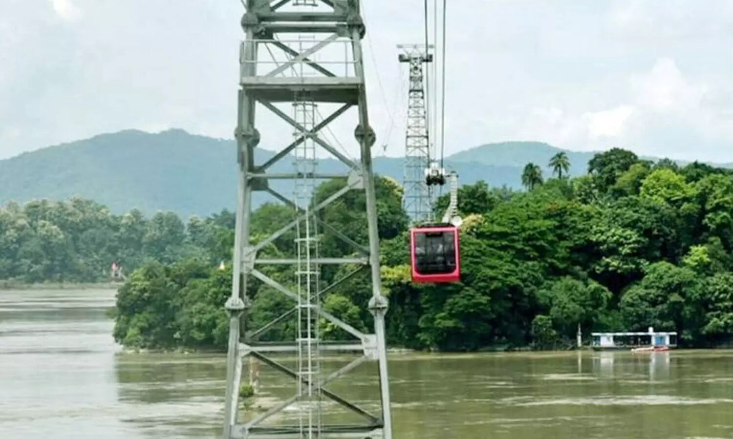 ബ്രഹ്‌മപുത്രക്ക്​ കുറുകെ രാജ്യത്തെ നീളമേറിയ റോപ്​വേ; 1.82 കിലോമീറ്റർ താണ്ടാൻ എട്ടു മിനിറ്റ്​ മതി