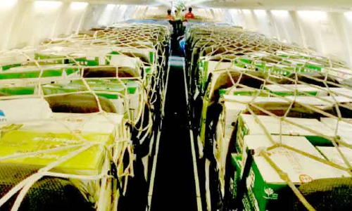 ഓ​ണ വി​പ​ണി​ക്ക്​ തു​ട​ക്കം: ഇ​ന്ത്യ​യി​ൽ​നി​ന്ന് ചാ​ര്‍ട്ട​ര്‍ വി​മാ​ന​ത്തി​ല്‍ പ​ച്ച​ക്ക​റി​ക​ളെ​ത്തി​ച്ച് നെ​സ്‌​റ്റോ