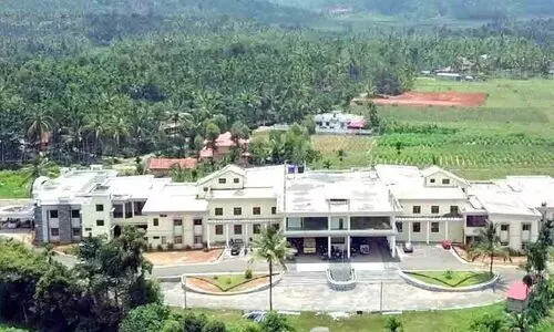 കാ​ല​ത്തി​നൊ​പ്പ​മ​ല്ല, ഒ​രു​പ​ടി മു​േ​മ്പ നീ​ല​ഗി​രി കോ​ള​ജ്