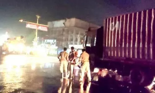 അരൂരിൽ കൂട്ടിയിടി; നാല്​ ലോറികൾ അപകടത്തിൽ