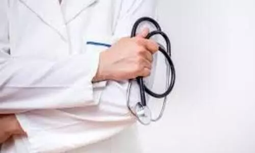 ഹാഥറസ്​: അലീഗഢ്​​ ​േഡാക്​ടറെ പുറത്താക്കിയതിനെതിരെ മറ്റു ഡോക്​ടർമാർ സമരത്തിൽ