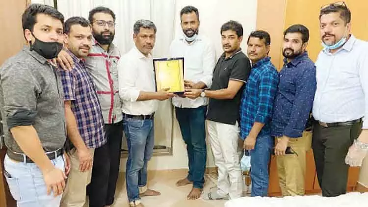 യാത്രയയപ്പ് നൽകി യാത്രയയപ്പ് നൽകി