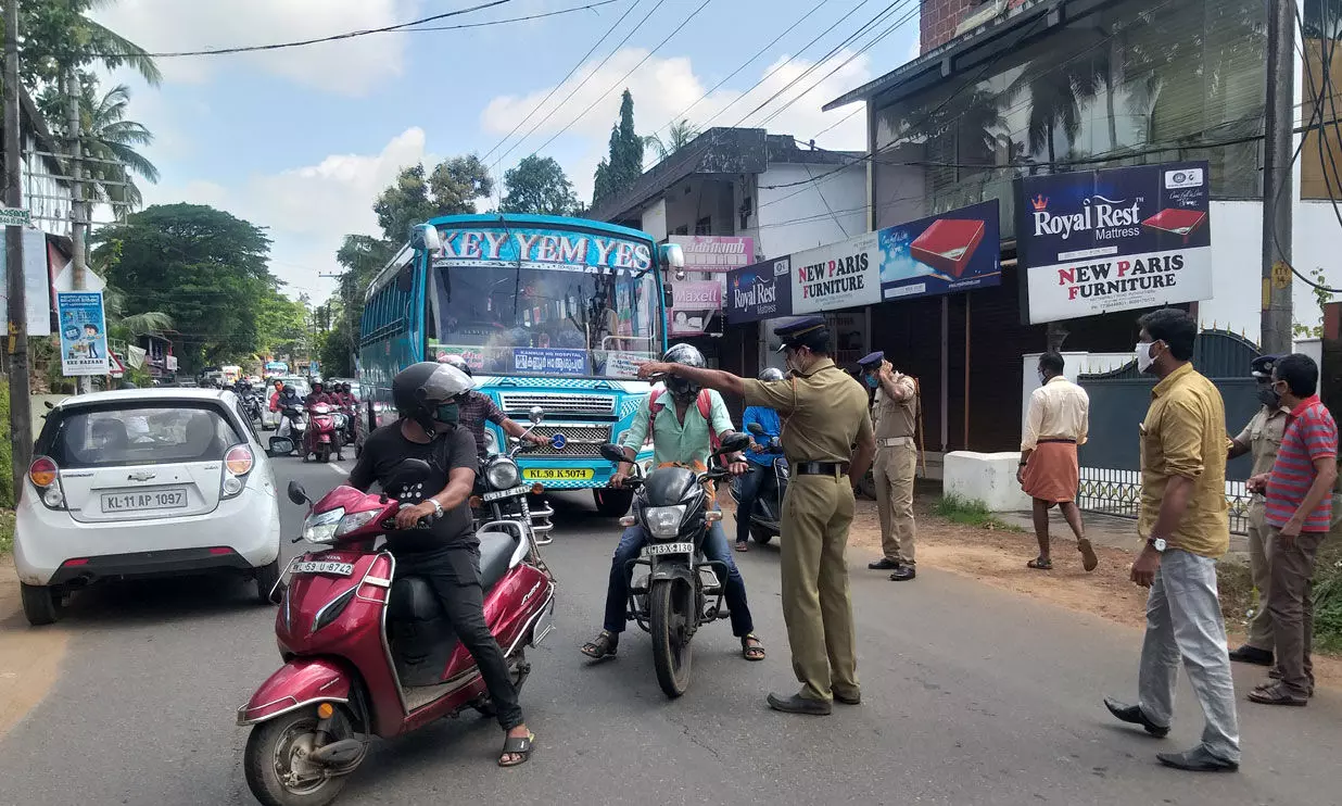 ക​ണ്ണൂ​ർ ജി​ല്ല​യി​ല്‍ 27 വാര്‍ഡുകള്‍ കൂടി കണ്ടെയ്​ന്‍മെൻറ്​ സോണില്‍