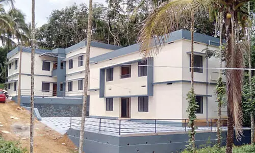 ​പ്രളയം ഓർമയായി; വീട്​ നഷ്​ടപ്പെട്ടവർ ഫ്ലാറ്റിലേക്ക്​