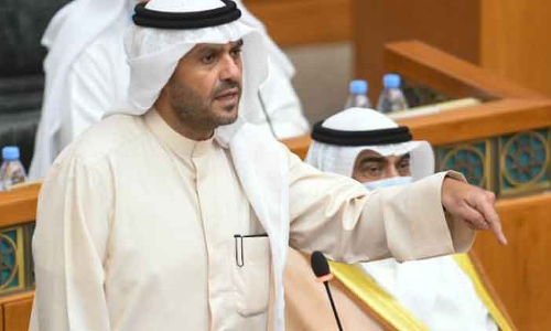 കു​വൈ​ത്ത്​ ആ​ഭ്യ​ന്ത​ര​മ​ന്ത്രി അ​ന​സ്​ അ​ൽ സാ​ലി​ഹ്​ അ​വി​ശ്വാ​സം അ​തി​ജ​യി​ച്ചു