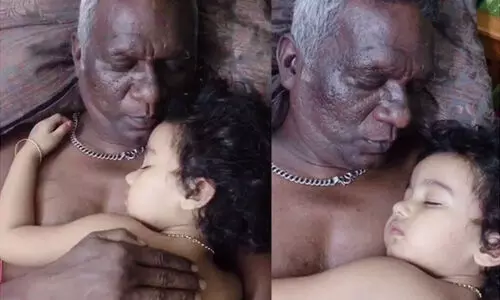 ഉണ്ണികളേ ഒരു കഥ പറയാം... അഥീവക്കുറങ്ങാൻ മുത്തച്ഛൻ ഐ.എം. വിജയന്‍റെ താരാട്ട്