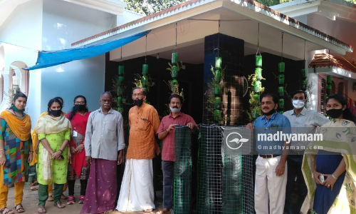 വർഗീസേട്ട​െൻറ കാരറ്റ്​ കൃഷി ഹിറ്റായി; ഏറ്റെടുക്കാൻ​ കൃഷിവകുപ്പ്​