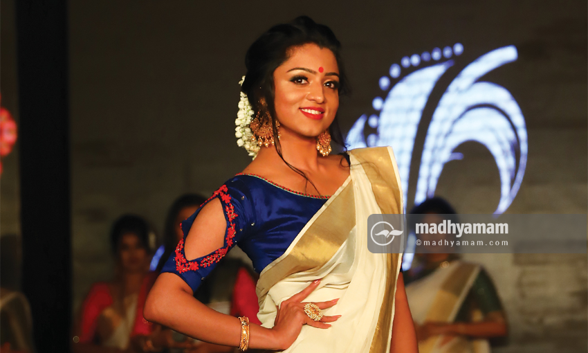 ദേവിക പ്രകാശ് ദേവിക പ്രകാശ്