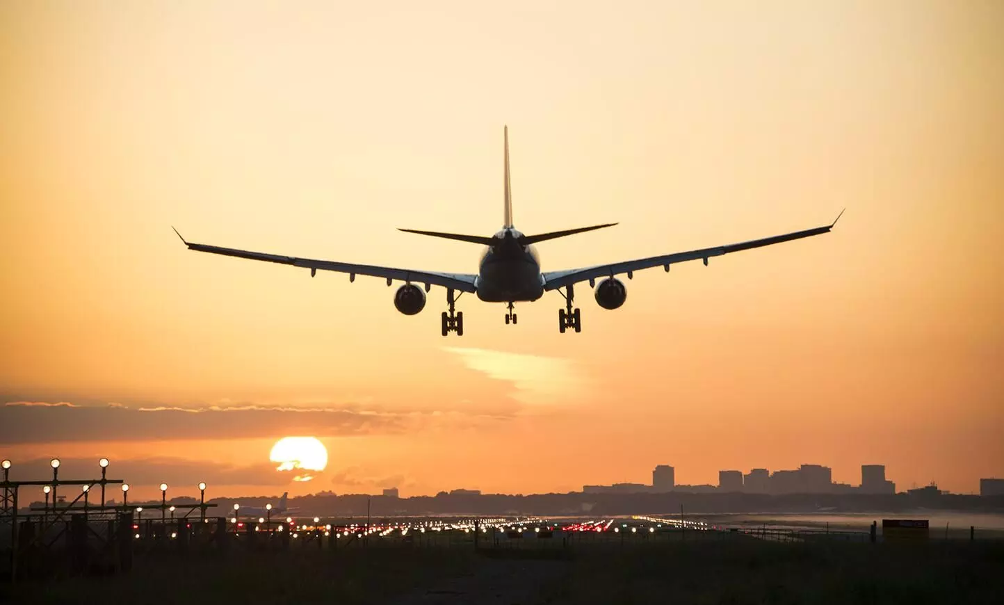 വന്ദേഭാരത്​: ആറാം ഘട്ടത്തിൽ കേരളത്തിലേക്കും തിരിച്ചും 300 സർവിസ്​